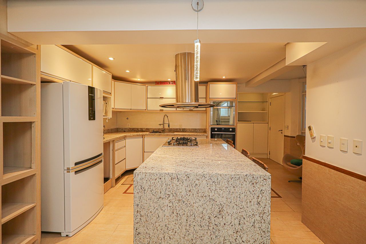 Casa, 3 quartos, 266 m² - Foto 5