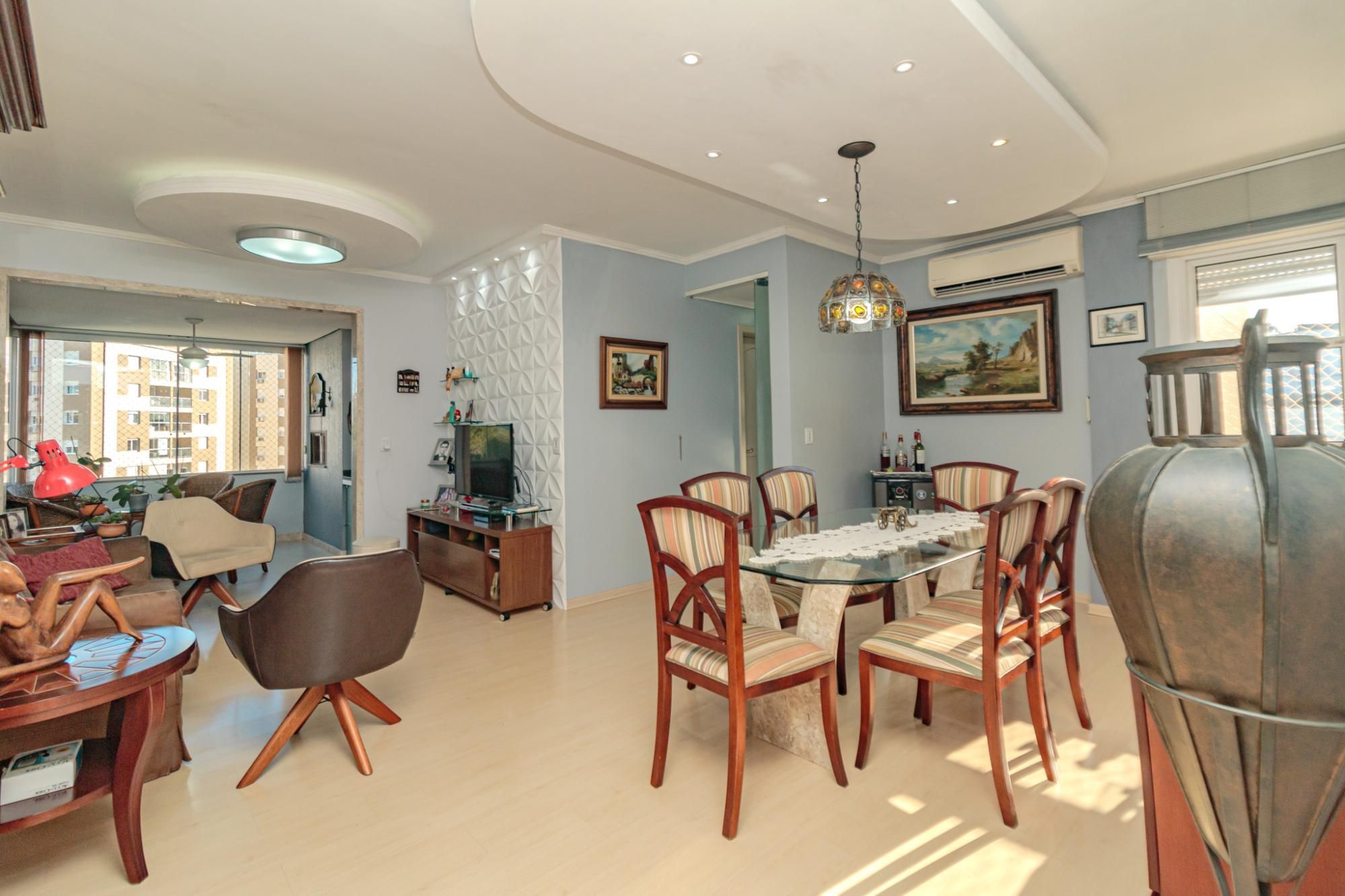 Apartamento à venda com 3 quartos, 114m² - Foto 1