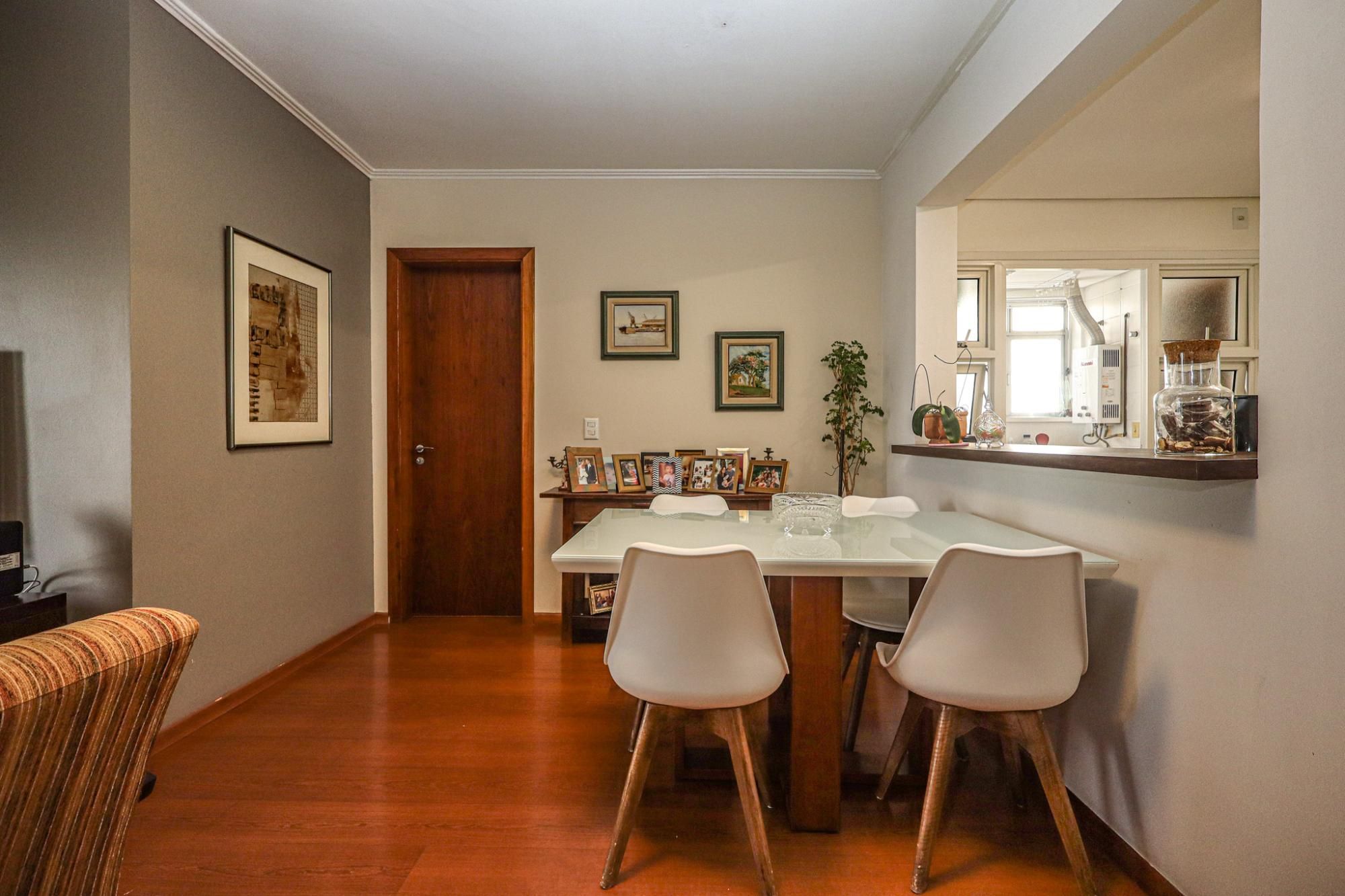 Apartamento à venda com 3 quartos, 96m² - Foto 2