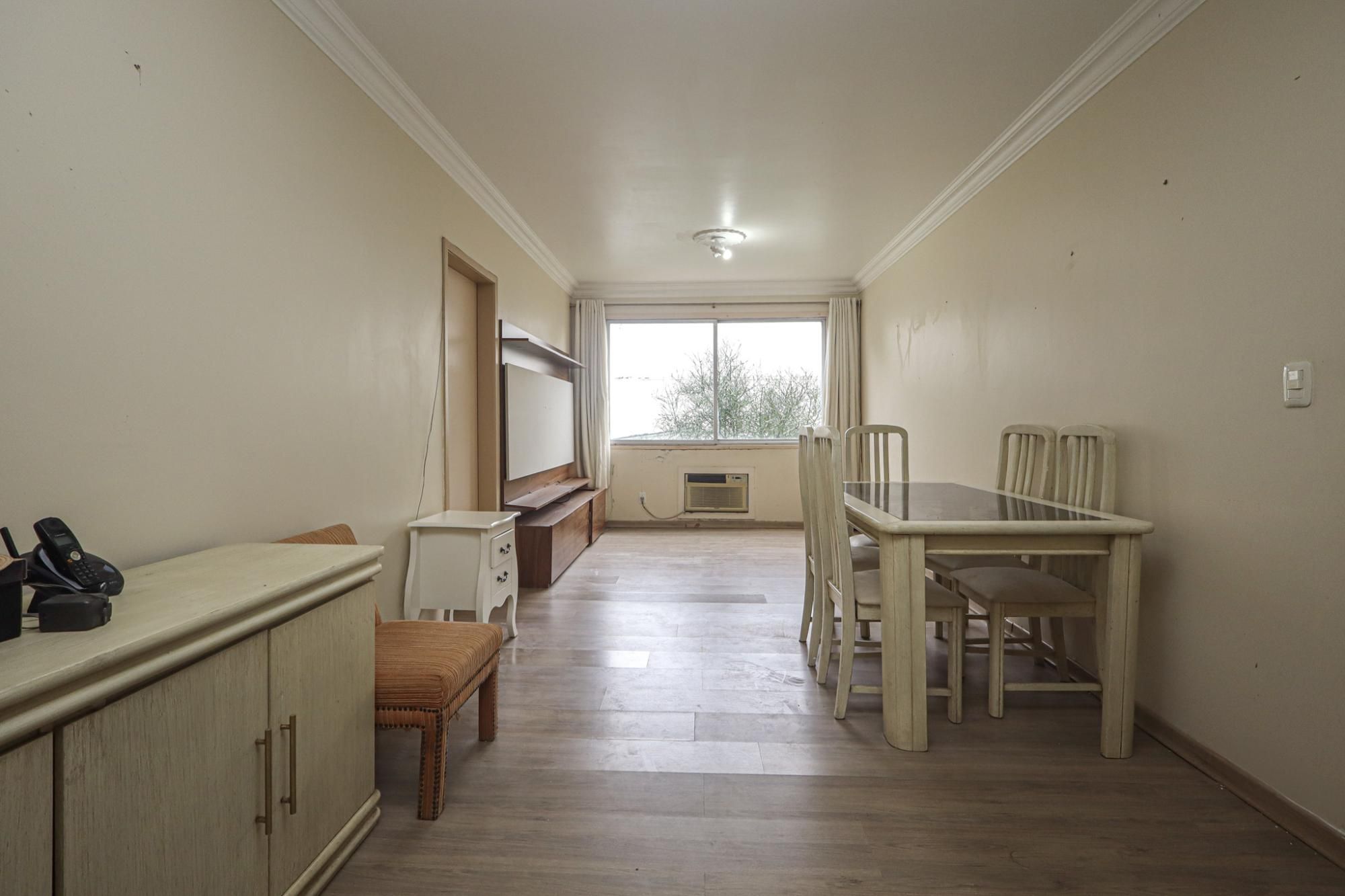 Apartamento com 108m², 3 dormitórios no bairro Auxiliadora em Porto Alegre para Comprar