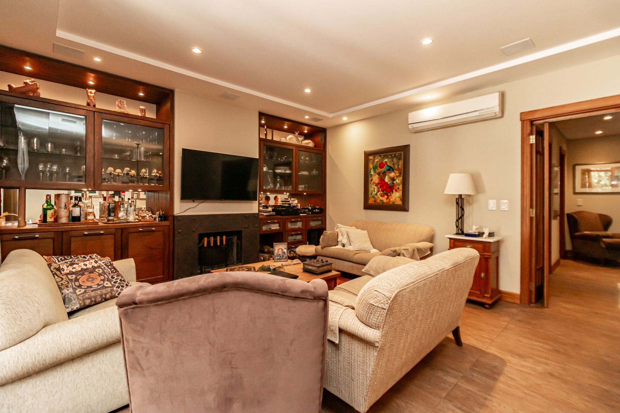 Casa de Condomínio à venda com 3 quartos, 314m² - Foto 3