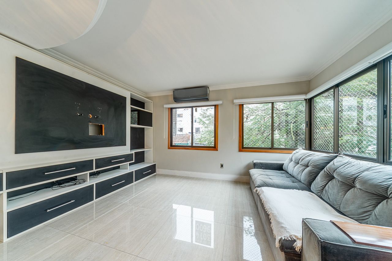 Apartamento a venda no bairro Petrópolis — foto 3