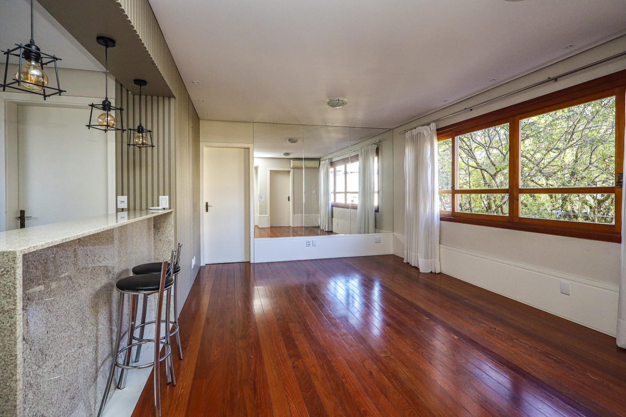 Apartamento a venda no bairro Petrópolis