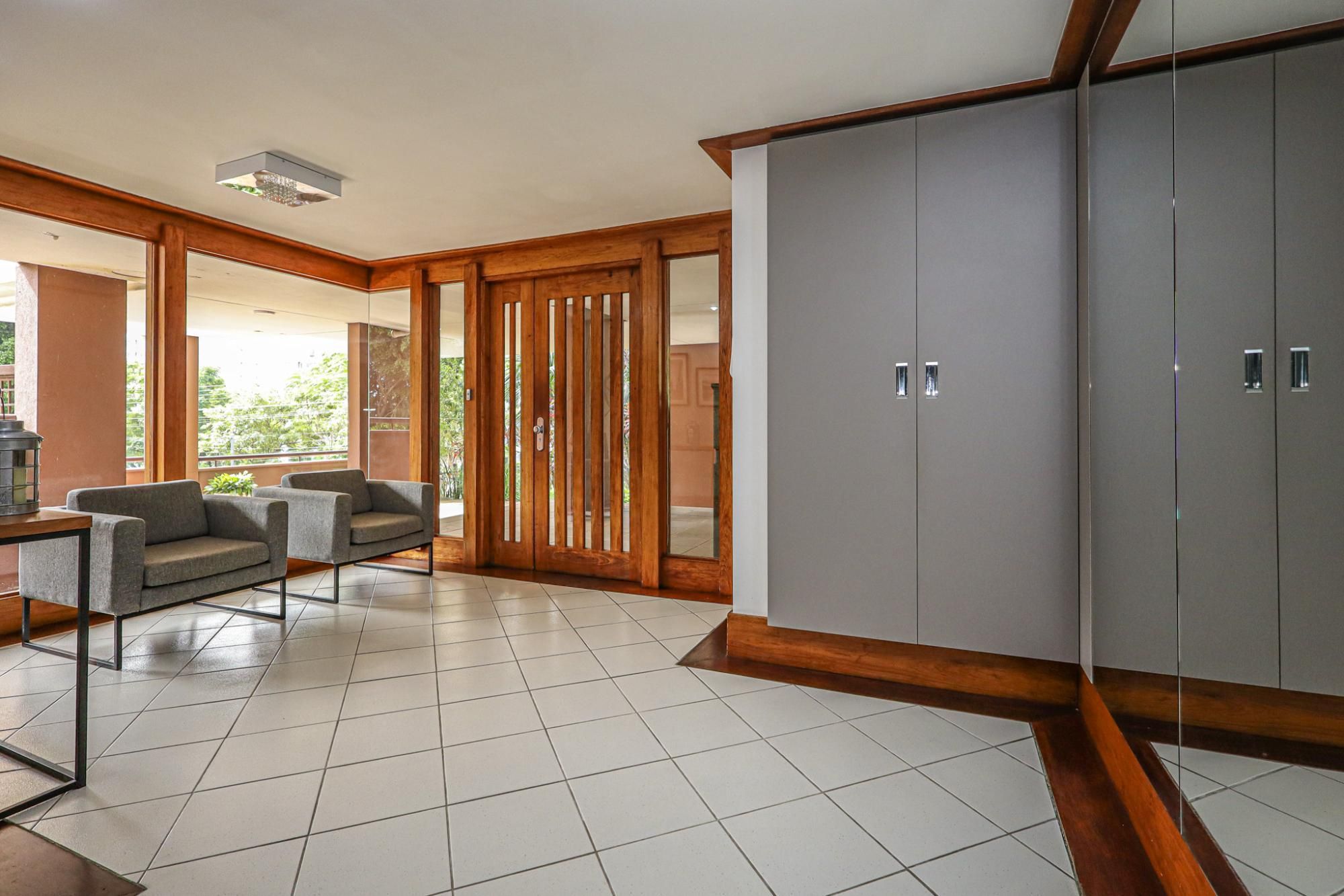 Apartamento à venda com 3 quartos, 96m² - Foto 32