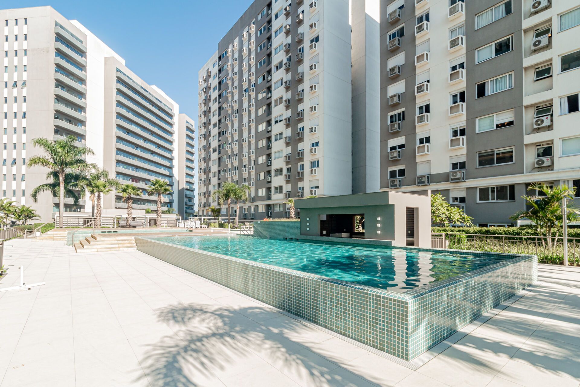 Apartamento à venda com 3 quartos, 76m² - Foto 22