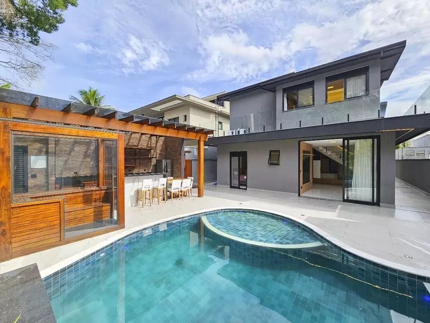 Casa de 266,44 m² no Litoral Paulista