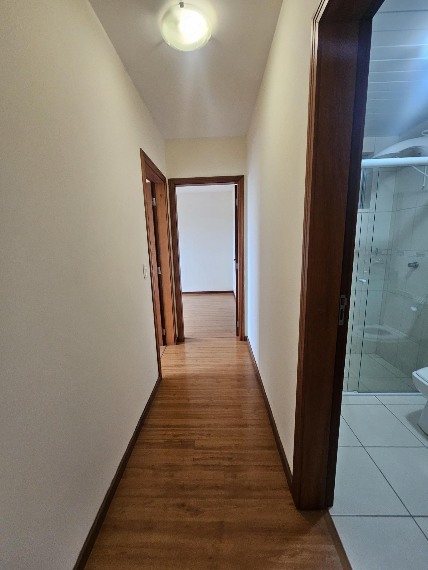 Apartamento com 2 Dormitórios para alugar, 1 m² por R$ 1.800,00 Apartamento com 2 Dormitórios para alugar, 1 m² por R$ 1.800,00