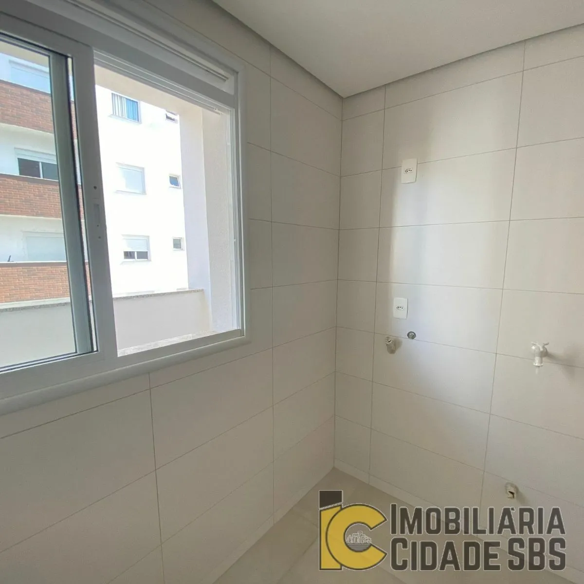 Apartamento com 2 Dormitórios à venda, 85 m² por R$ 490.000,00 Apartamento com 2 Dormitórios à venda, 85 m² por R$ 490.000,00