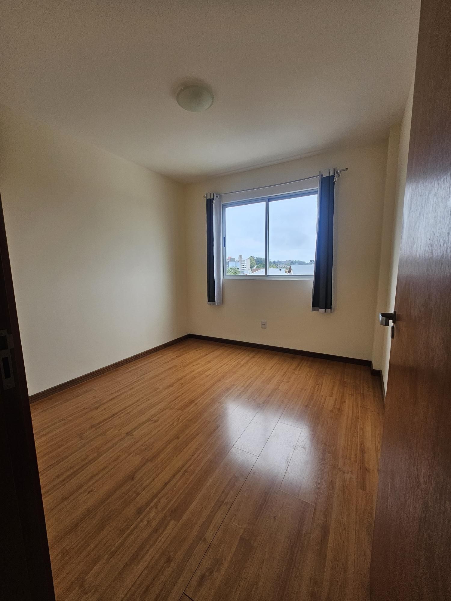 Apartamento com 2 Dormitórios para alugar, 1 m² por R$ 1.800,00 Apartamento com 2 Dormitórios para alugar, 1 m² por R$ 1.800,00