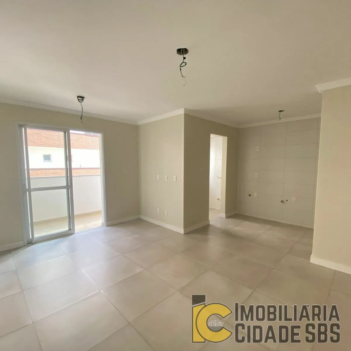 Apartamento com 2 Dormitórios à venda, 85 m² por R$ 490.000,00 Apartamento com 2 Dormitórios à venda, 85 m² por R$ 490.000,00