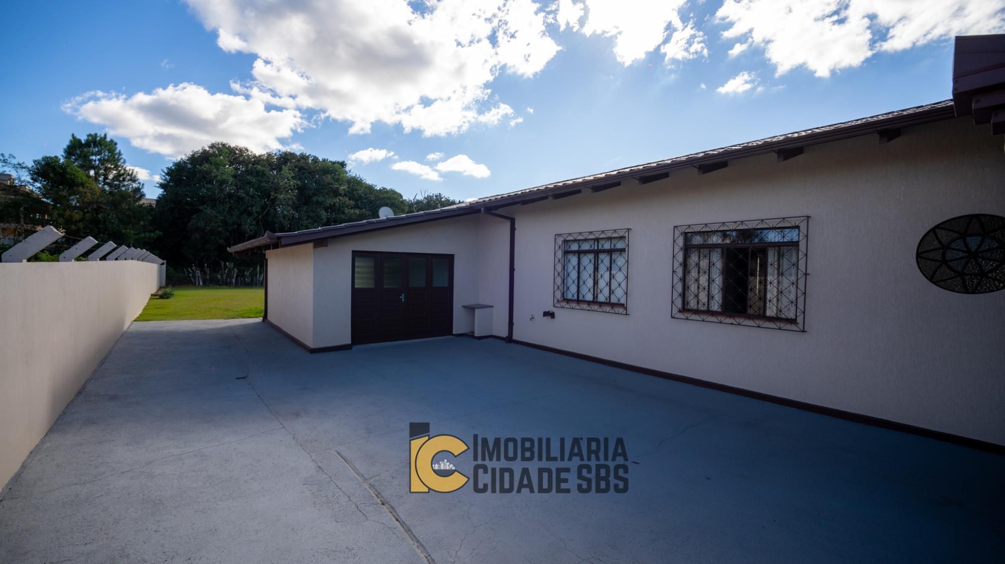 Casa com 4 Dormitórios para alugar, 214 m² por R$ 4.750,00 Casa com 4 Dormitórios para alugar, 214 m² por R$ 4.750,00