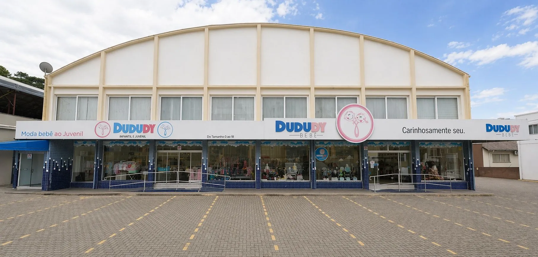Prédio comercial/residencial para alugar  no Centro - São Bento do Sul, SC. Imóveis
