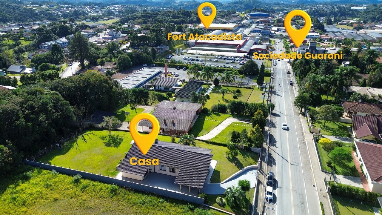 Casa com 4 Dormitórios para alugar, 214 m² por R$ 4.750,00 Casa com 4 Dormitórios para alugar, 214 m² por R$ 4.750,00