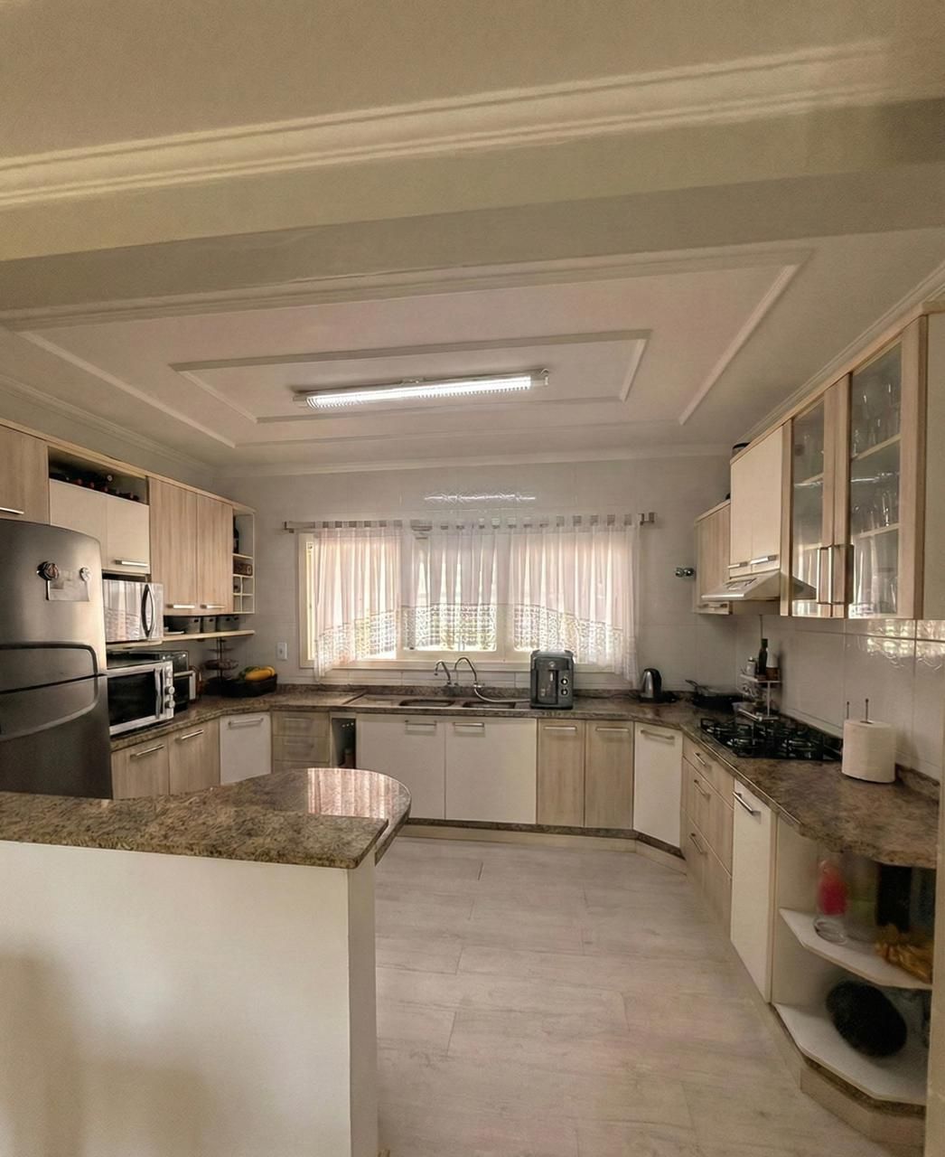 Casa com 3 Dormitórios à venda, 170 m² por R$ 950.000,00 Casa com 3 Dormitórios à venda, 170 m² por R$ 950.000,00