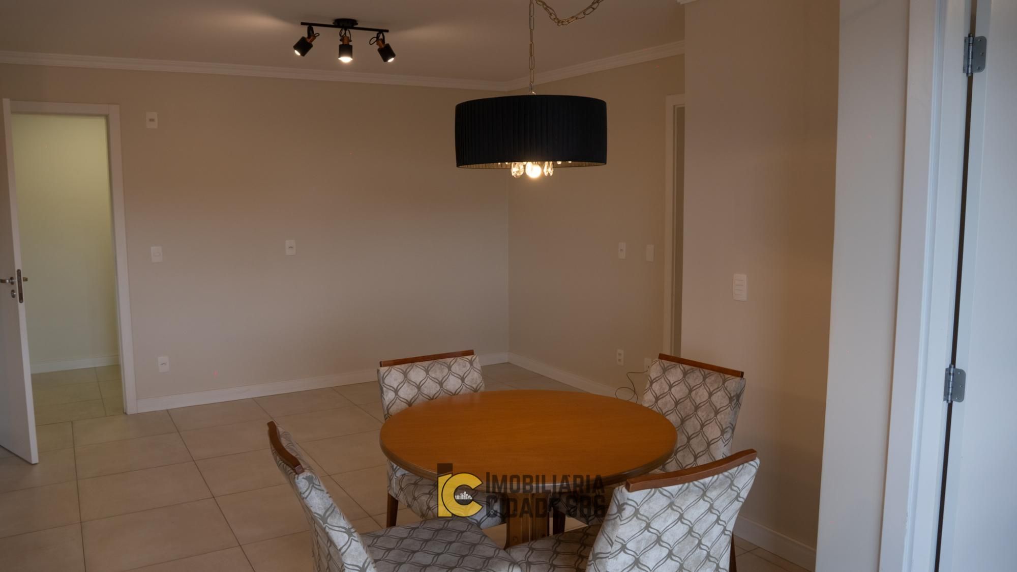 Apartamento com 2 Dormitórios à venda, 85 m² por R$ 365.000,00 Apartamento com 2 Dormitórios à venda, 85 m² por R$ 365.000,00