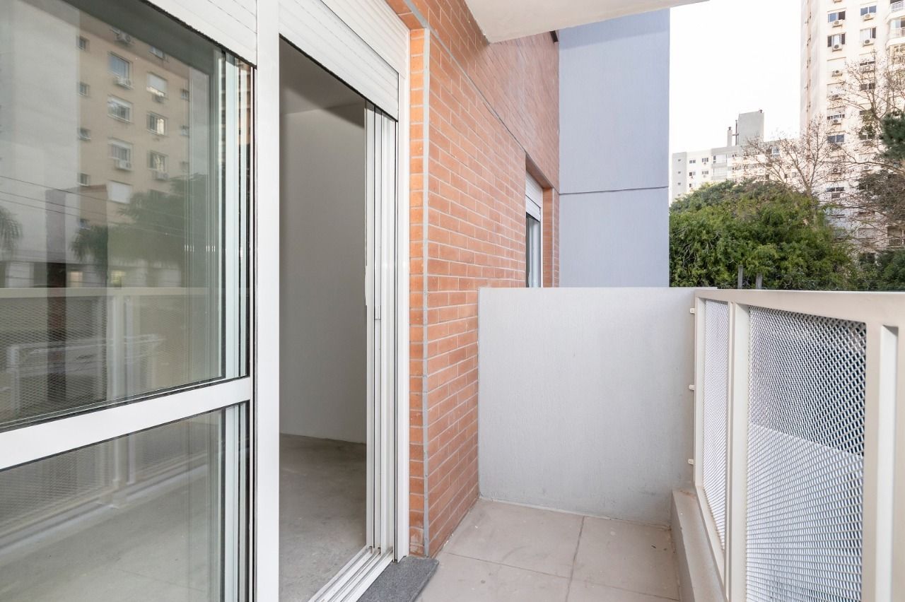 Apartamento para Venda - 114.83m², 3 dormitórios, sendo 1 suites, 2 vagas - Passo da Areia — foto 3