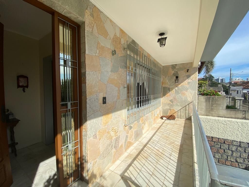 Casa 5 quartos à venda, 224m², Vila Ipiranga - Porto Alegre — foto 2