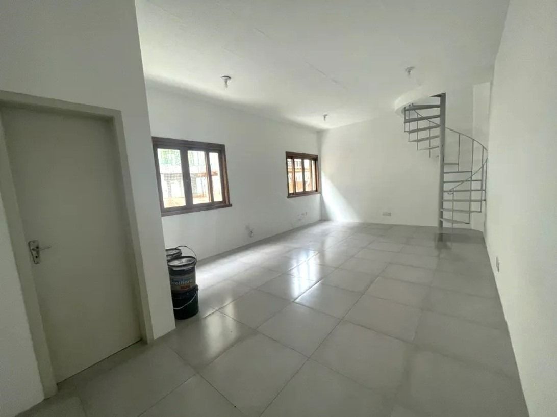 Sala Comercial à venda, 90m², Passo da Areia - Porto Alegre — foto 2