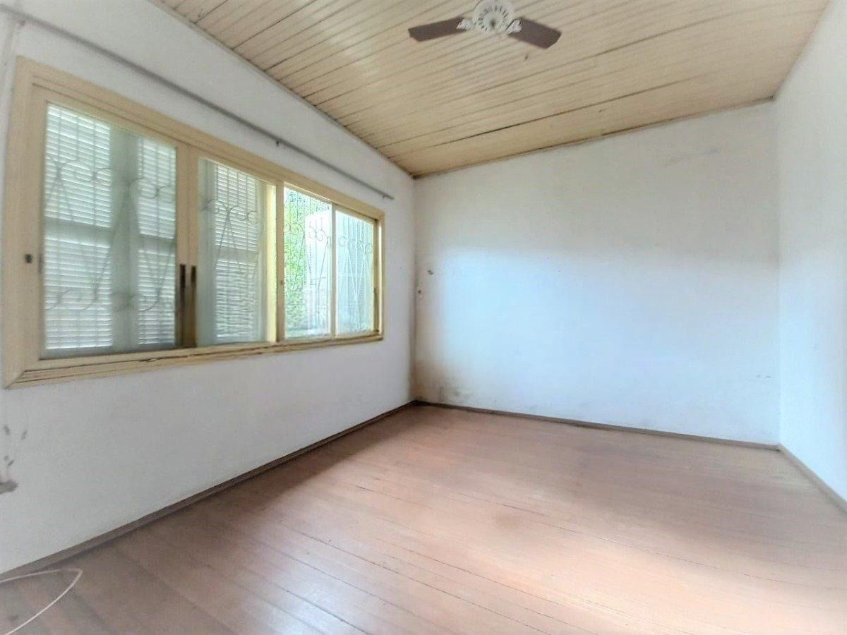 Casa 3 quartos à venda, 80m², Passo da Areia - Porto Alegre — foto 2