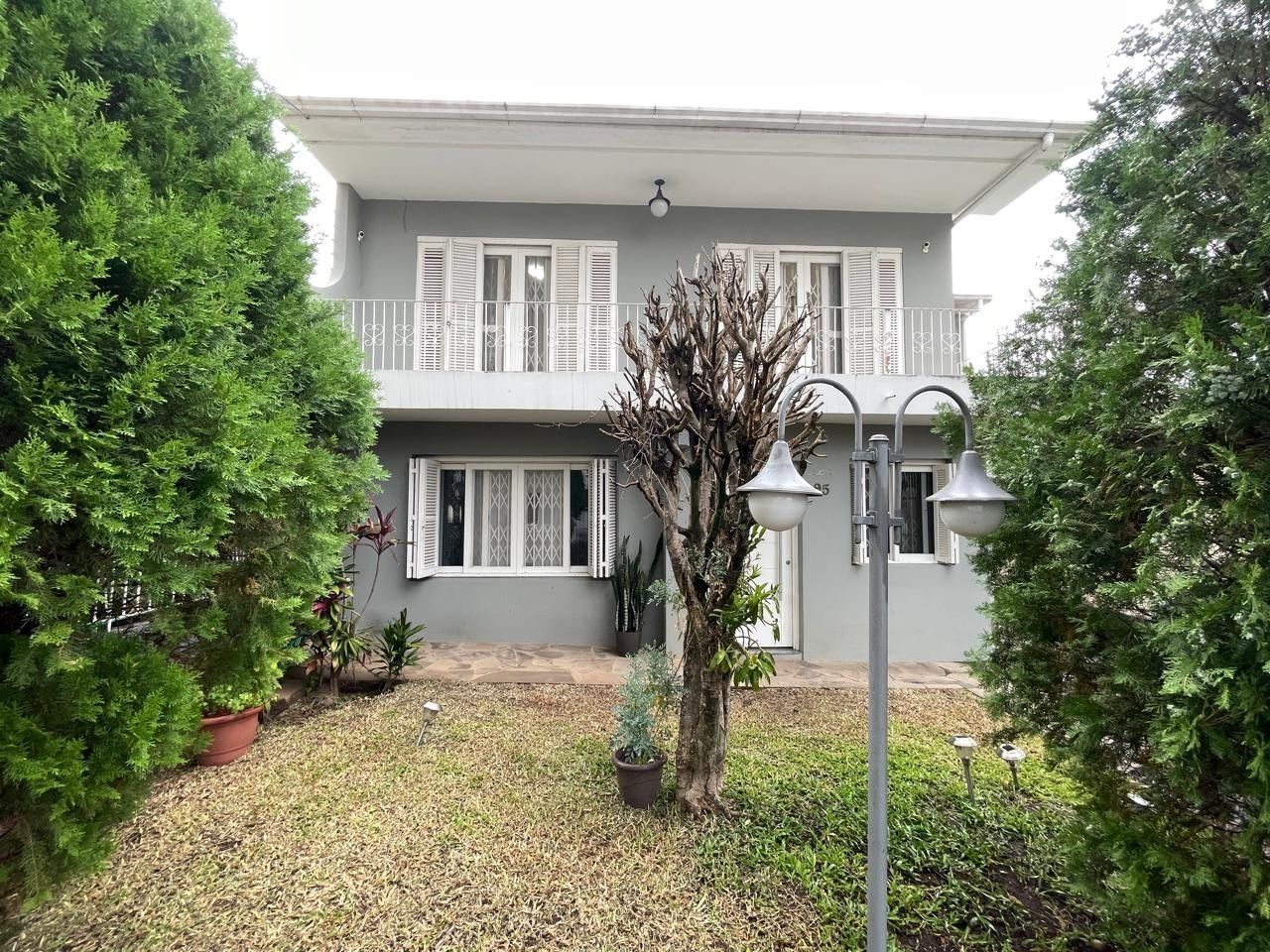 Sobrado 3 quartos à venda, 325m², São Sebastião - Porto Alegre