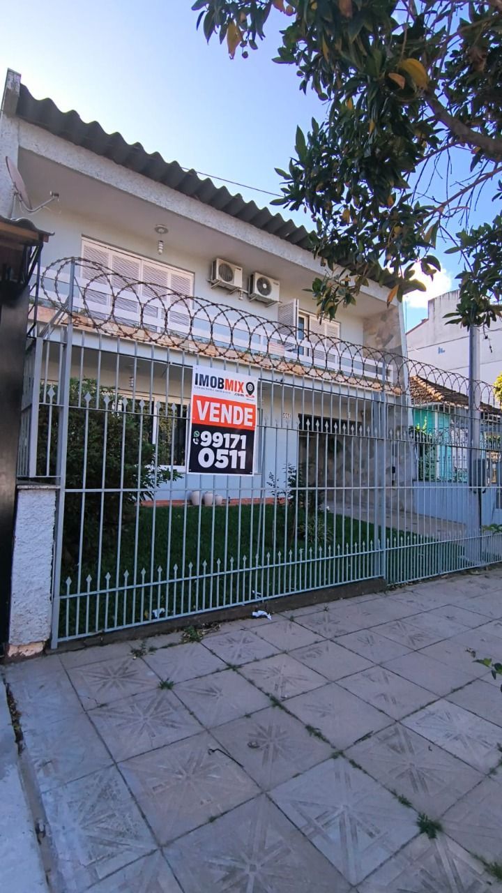 Casa 3 quartos à venda, 292m², Jardim Itu - Porto Alegre