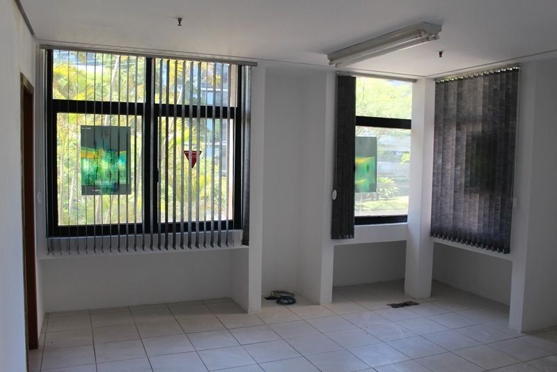 Sala Comercial à venda, 42m², Floresta - Porto Alegre — foto 2