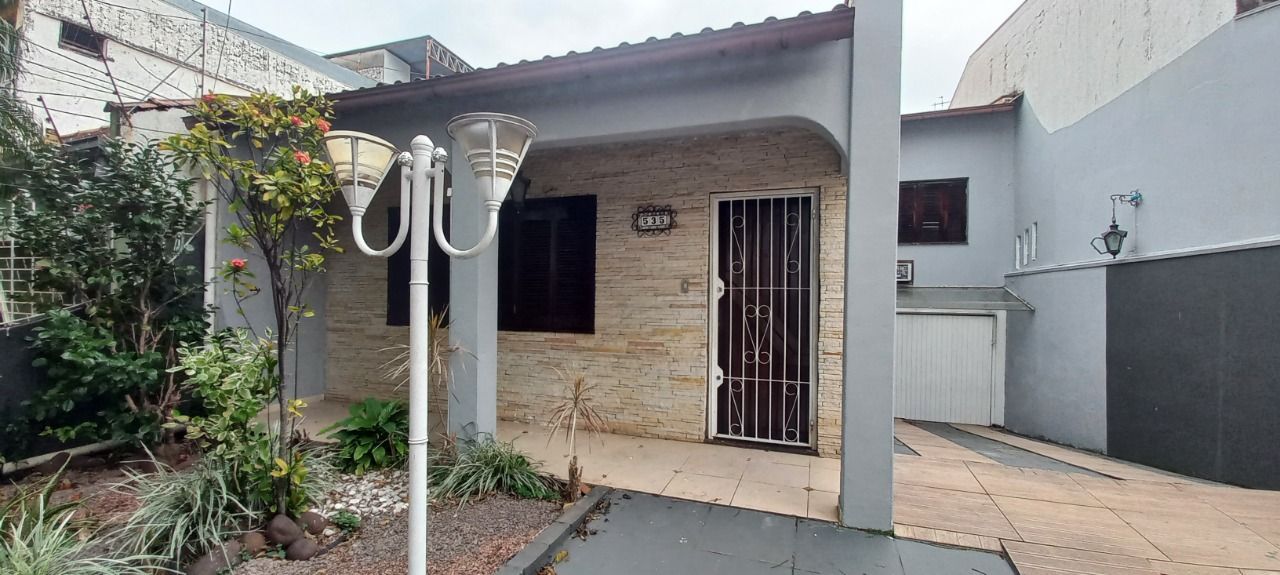 Casa 3 quartos à venda, 215m², São João - Porto Alegre