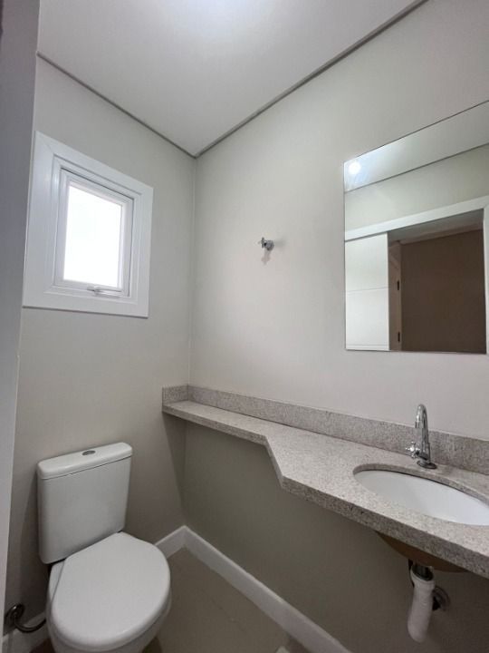 Casa 3 quartos à venda, 256m², Morro Santana - Porto Alegre — foto 2