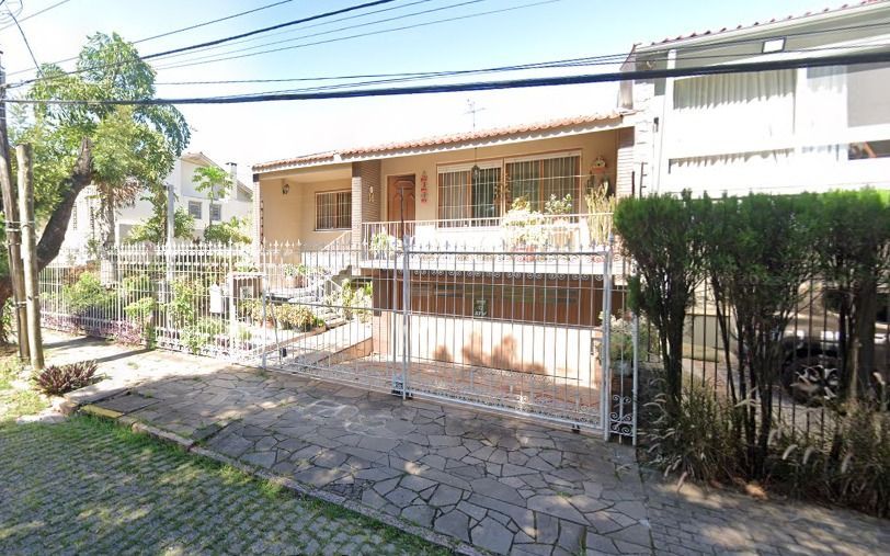Casa 3 quartos à venda, 234m², Jardim Lindóia - Porto Alegre