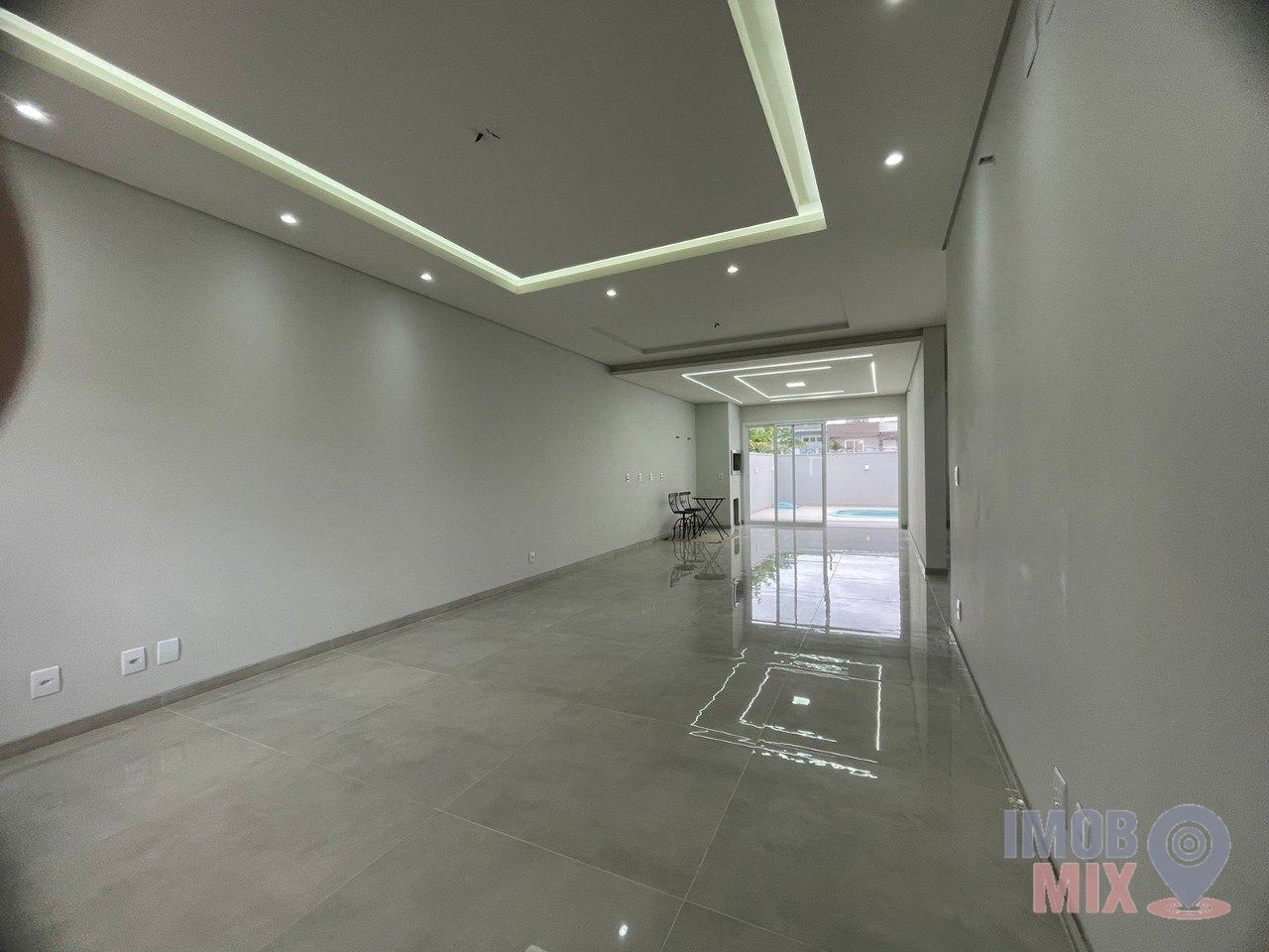 Casa 3 quartos à venda, 149m², Mário Quintana - Porto Alegre — foto 2
