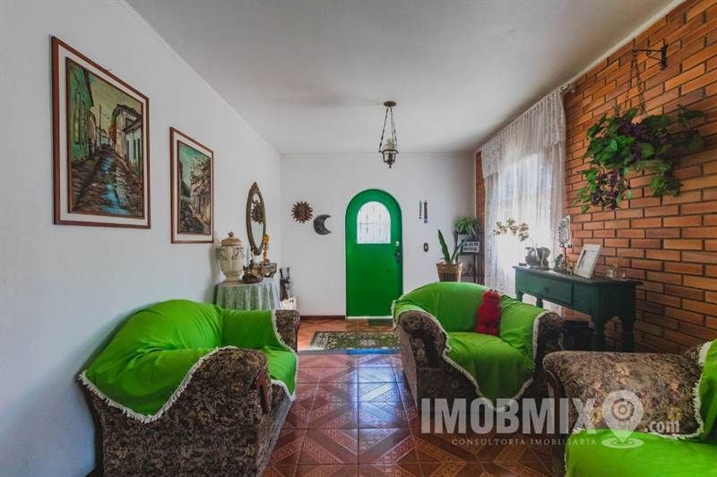 Casa para Venda - 205m², 3 dormitórios, Santa Maria Goretti — foto 2