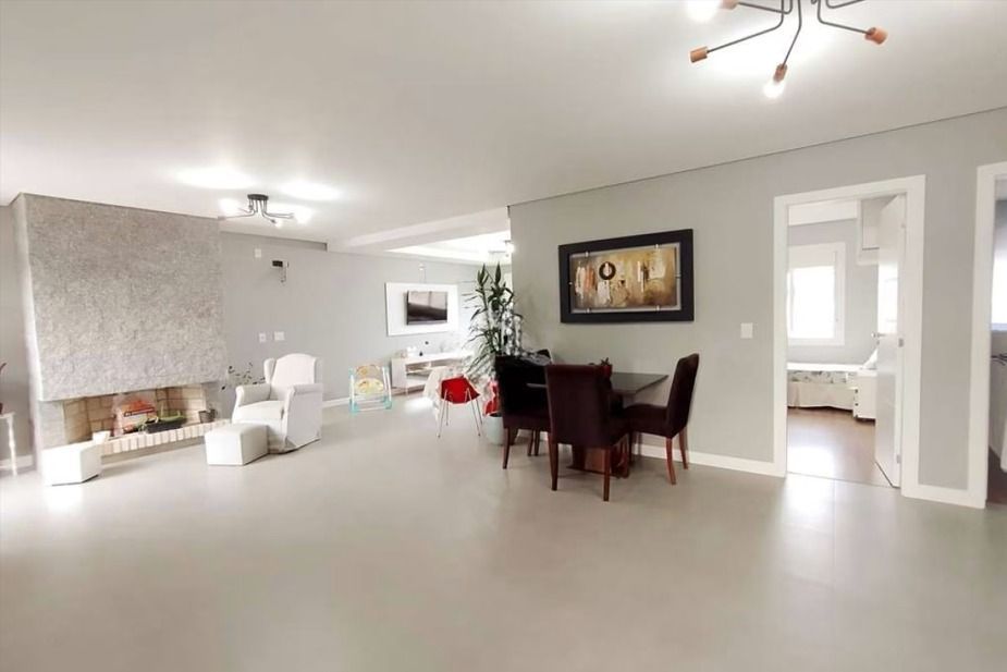 Casa 4 quartos à venda, 220m², Mário Quintana - Porto Alegre — foto 2