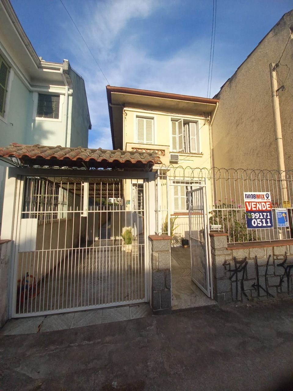 Casa 4 quartos à venda, 305m², Floresta - Porto Alegre