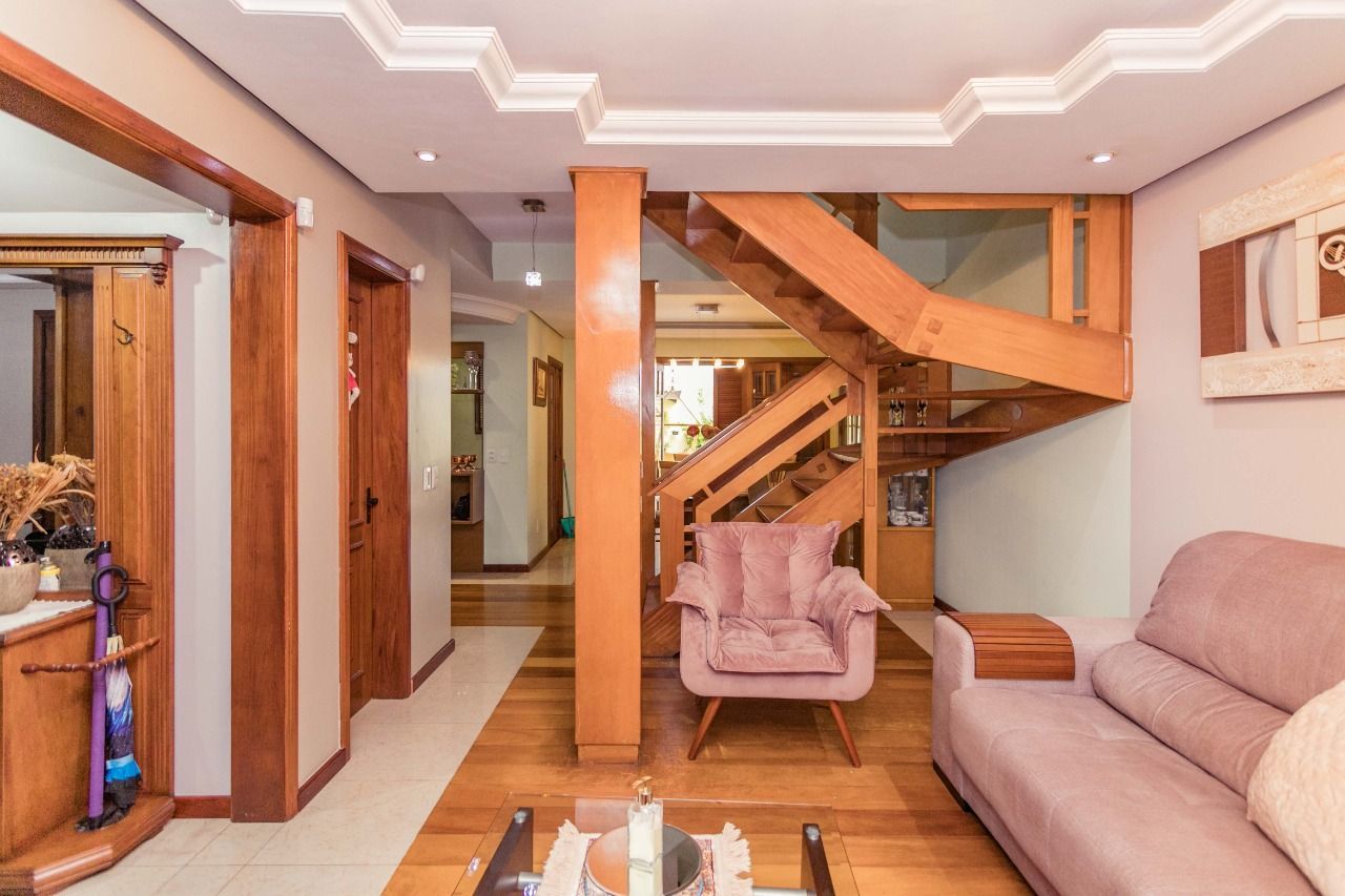 Casa para Venda - 304m², 4 dormitórios, sendo 1 suites, 3 vagas - Jardim Lindóia — foto 3