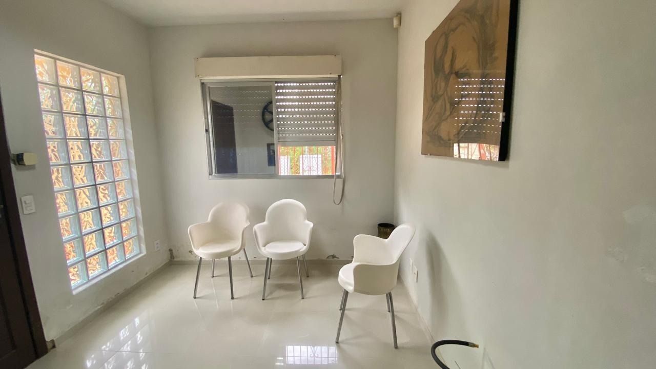Casa Comercial à venda, 150m², Navegantes - Porto Alegre — foto 2
