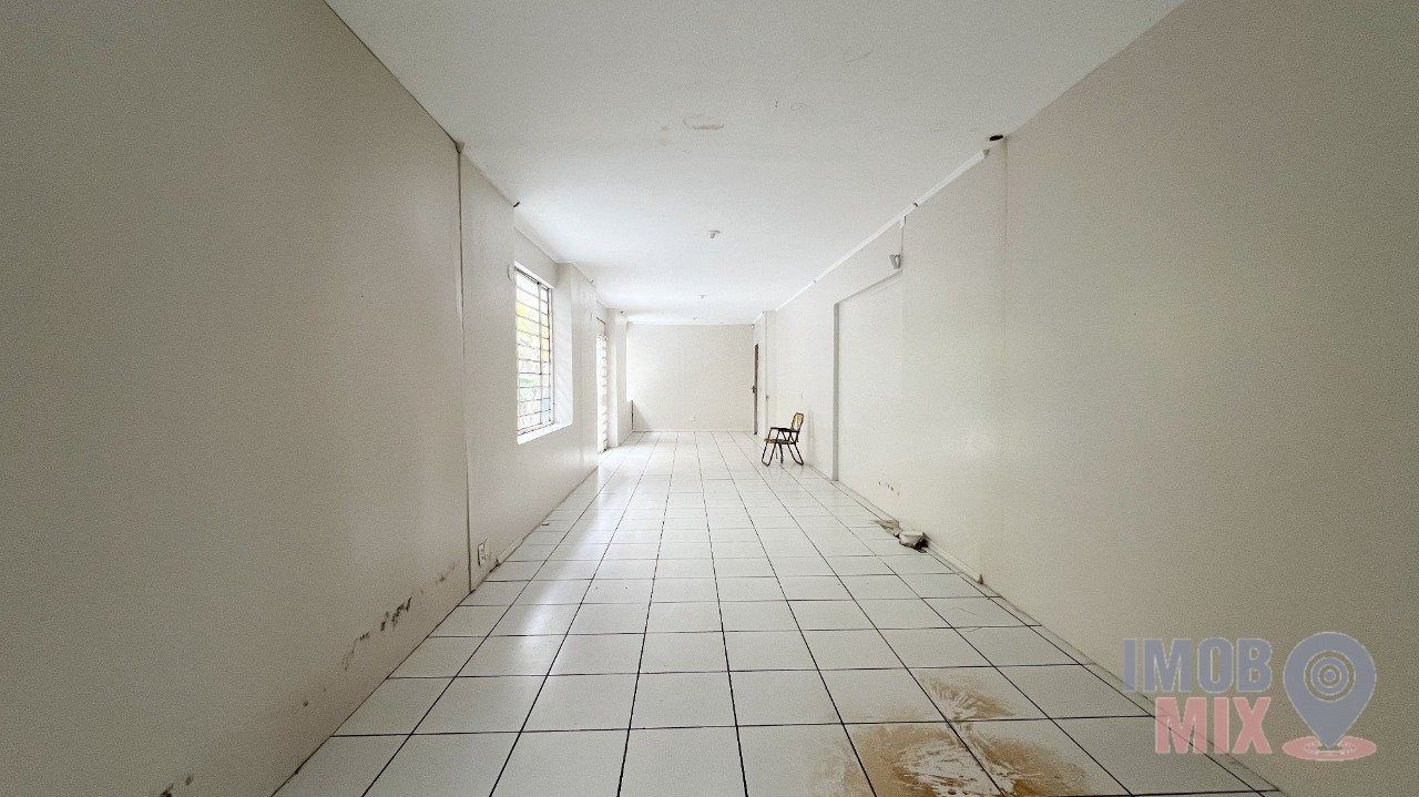 Casa 4 quartos à venda, 250m², Jardim Lindóia - Porto Alegre — foto 2