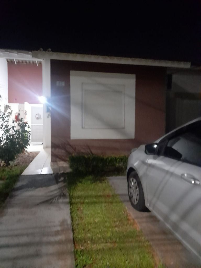 Vende excelente casa em Condomínio Terra Nova Reserva I na Estrada Caminho do Meio em Alvorada com 80m² área privativa, — foto 2