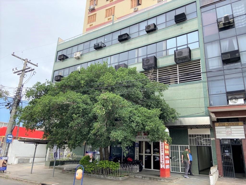 Sala Comercial à venda, 79m², Passo da Areia - Porto Alegre