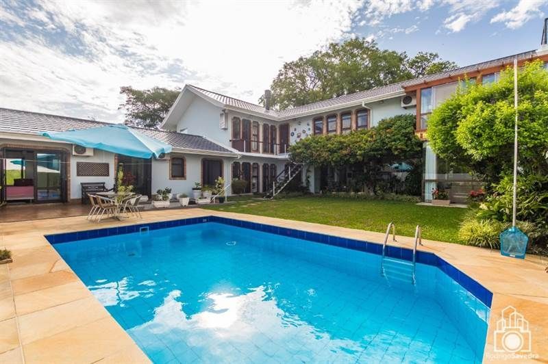 Casa para Venda - 460m², 6 dormitórios, sendo 4 suites, 5 vagas - Três Figueiras — foto 2