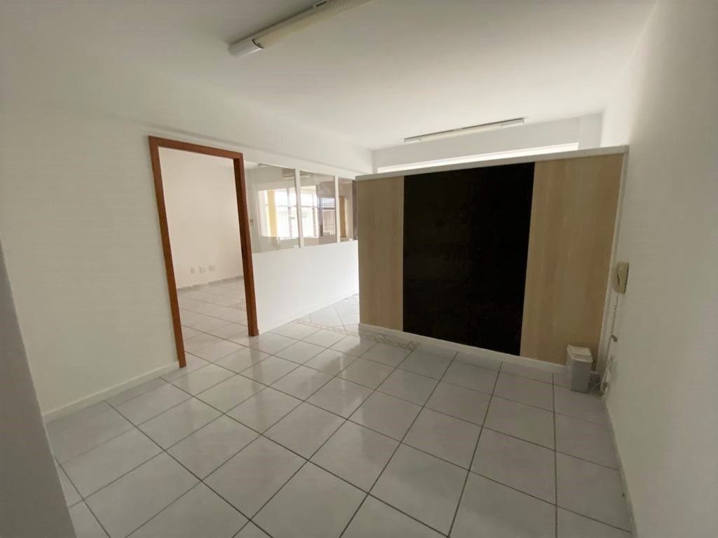 Sala Comercial à venda, 79m², Passo da Areia - Porto Alegre — foto 3
