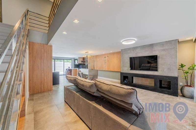 Casa 3 quartos à venda, 240m², Sarandi - Porto Alegre — foto 4