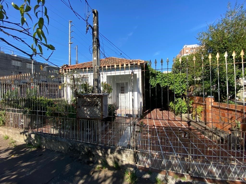 Terreno à venda, 249m², Passo da Areia - Porto Alegre