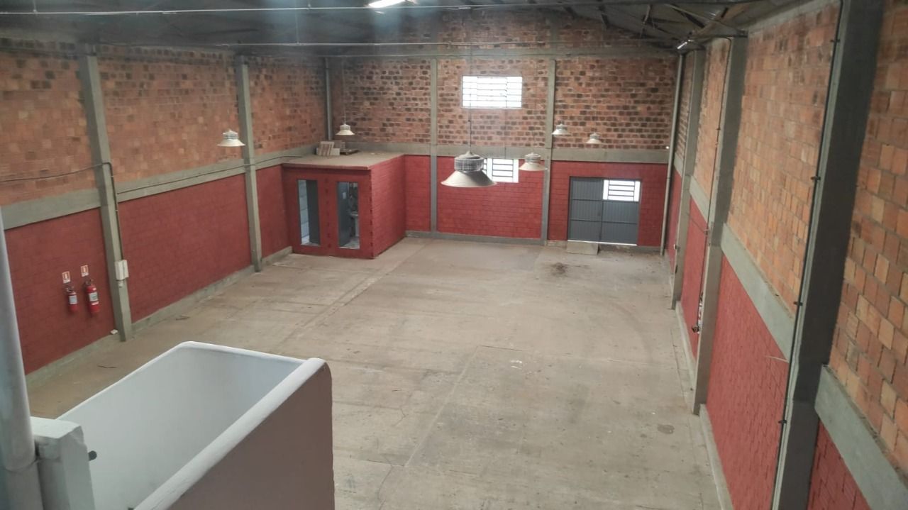 Pavilhão à venda, 351m², Jardim Floresta - Porto Alegre — foto 2