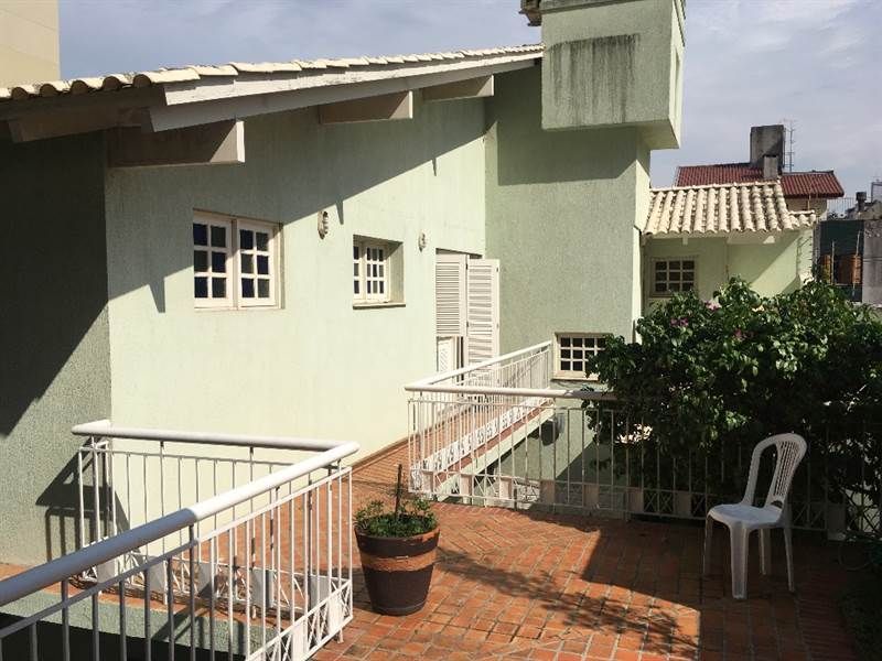 Casa para Venda - 360m², 3 dormitórios, sendo 1 suites, 3 vagas - Passo da Areia — foto 2