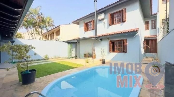 Casa 4 quartos à venda, 300m², Jardim Itu - Porto Alegre