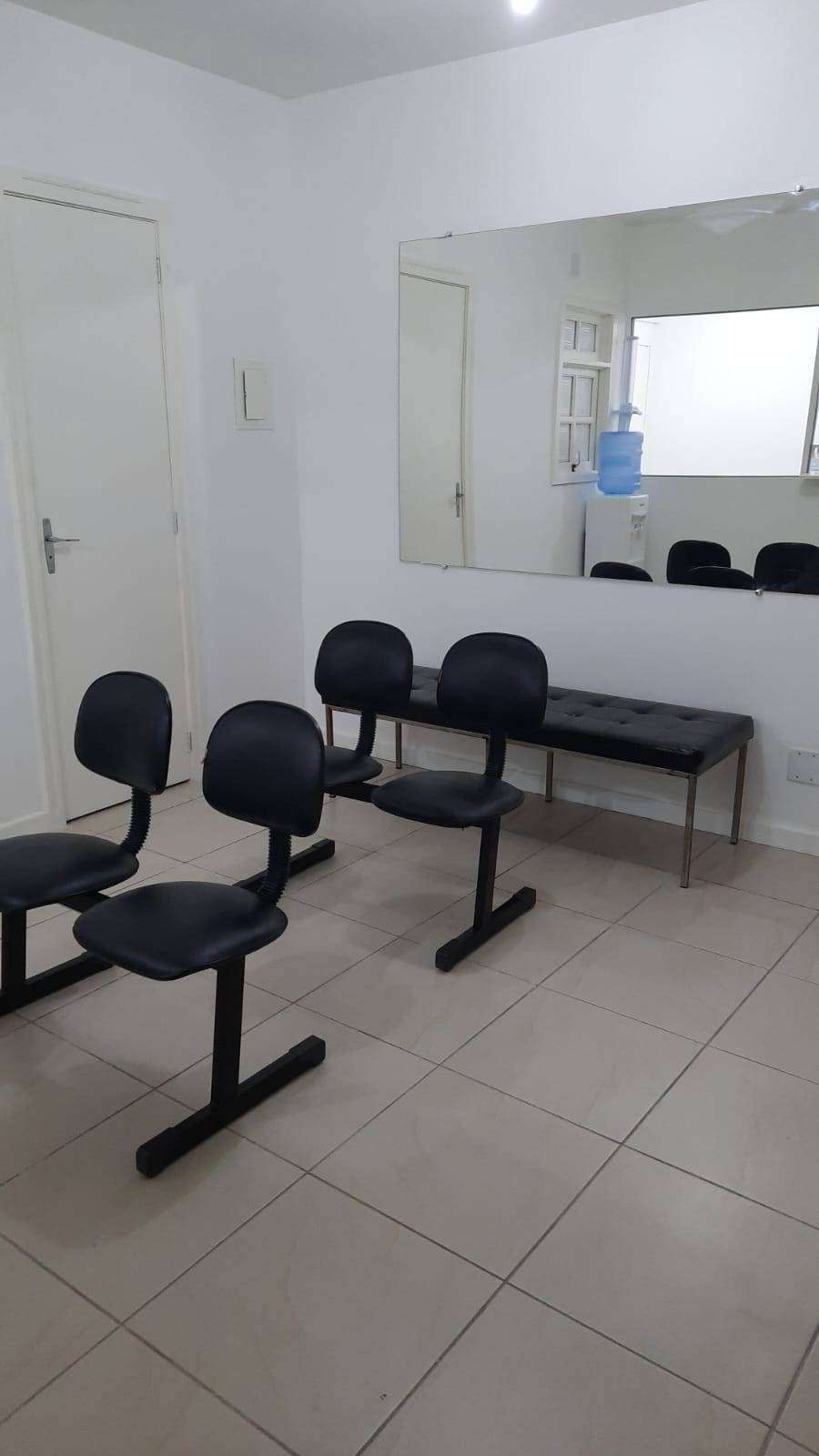 Sala Comercial à venda, 48m², Navegantes - Porto Alegre