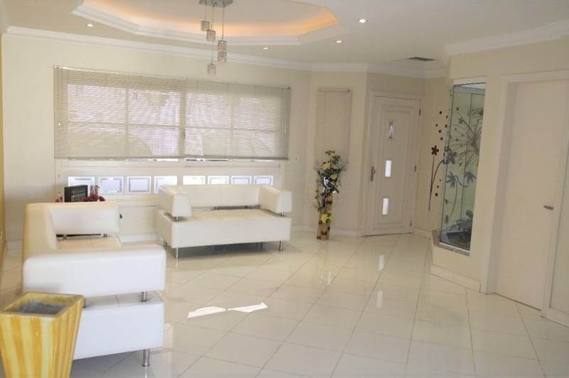 Sobrado para Venda - 271.82m², 3 dormitórios, sendo 1 suites, 4 vagas - Jardim Itu — foto 2