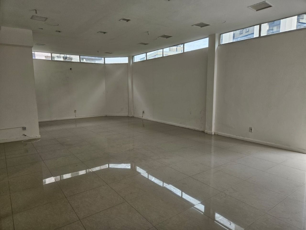 Loja à venda, 73m², Moinhos de Vento - Porto Alegre — foto 4