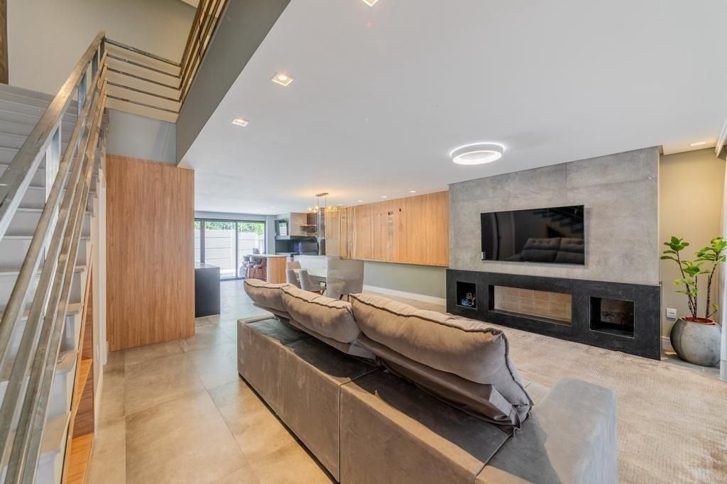 Casa 3 quartos à venda, 240m², Sarandi - Porto Alegre — foto 3