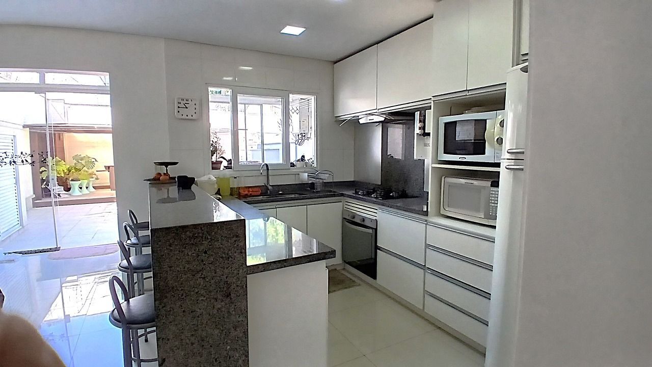 Sobrado, 3 quartos, 262 m² - Foto 12